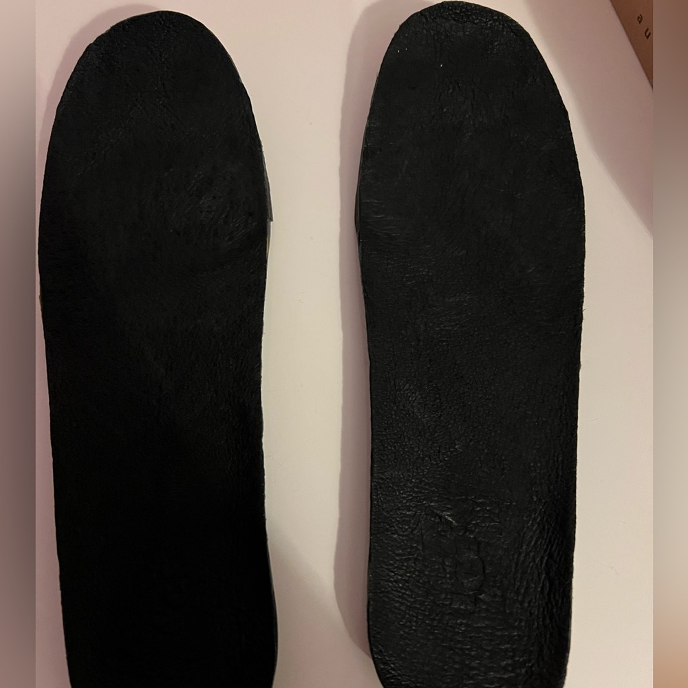 UGG Roni Perf shoe - Picture 11 of 14
